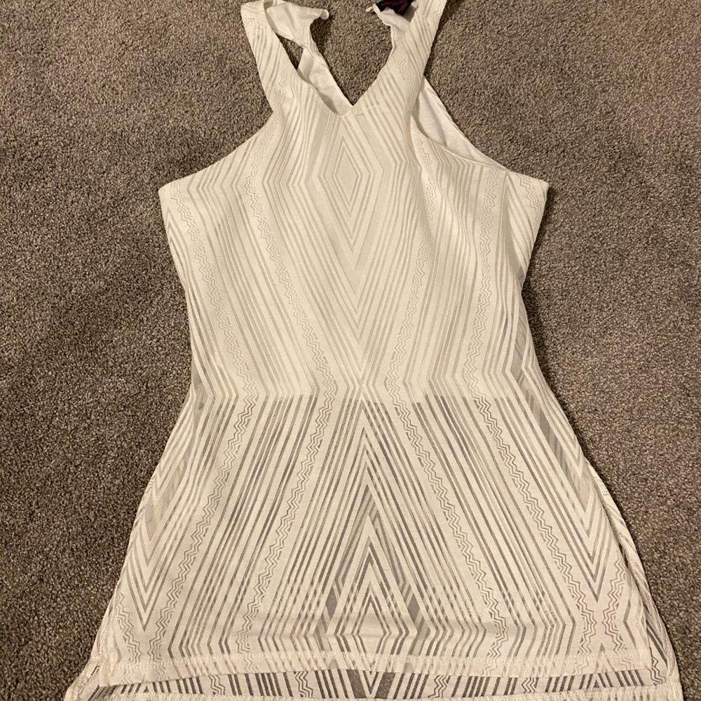 White tank